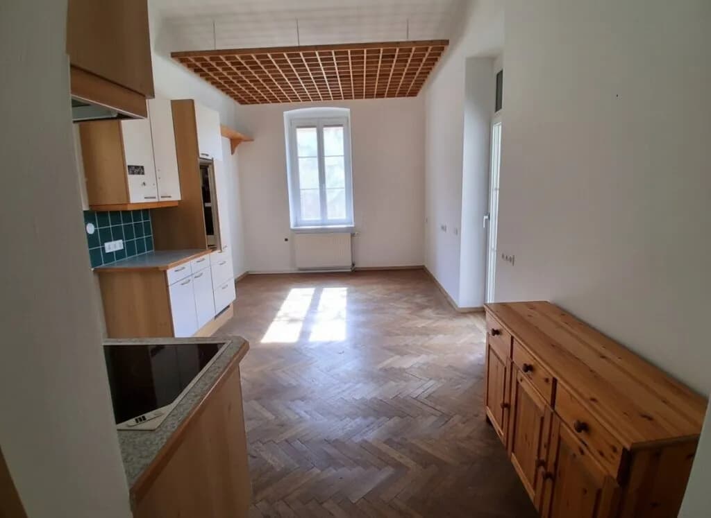 2-Zimmer-Wohnung mieten in Horn – 86,43 m², € 837 – Bild 2 von 6