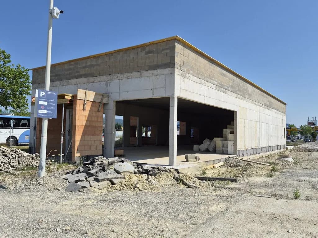 Gewerbeimmobilie kaufen in Eisenstadt – € 1.750.000 – Bild 4 von 7