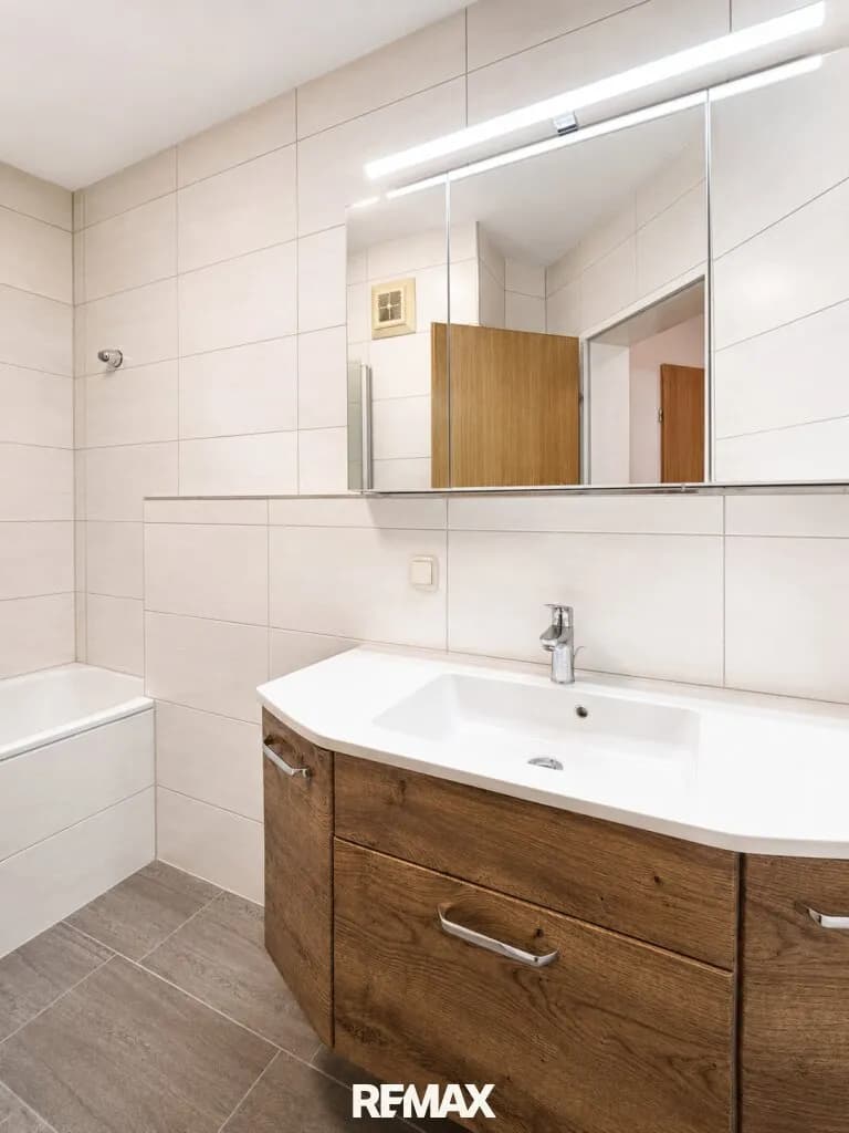 2-Zimmer-Wohnung kaufen in Innsbruck – 67,57 m², € 380.000 – Bild 10 von 13