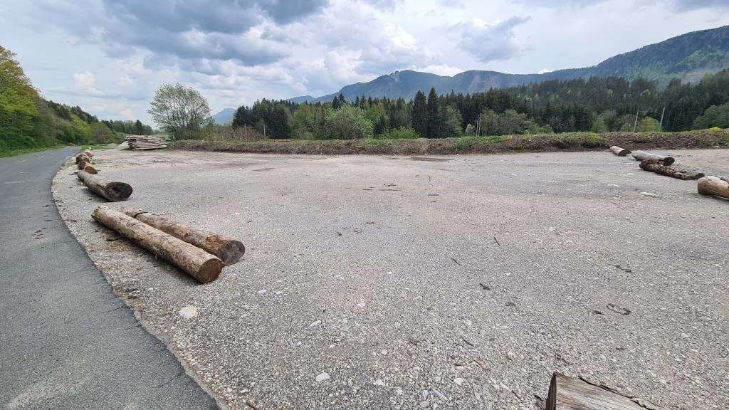 Grundstück mieten in Villach Land – 7 000 m² – Bild 6 von 7
