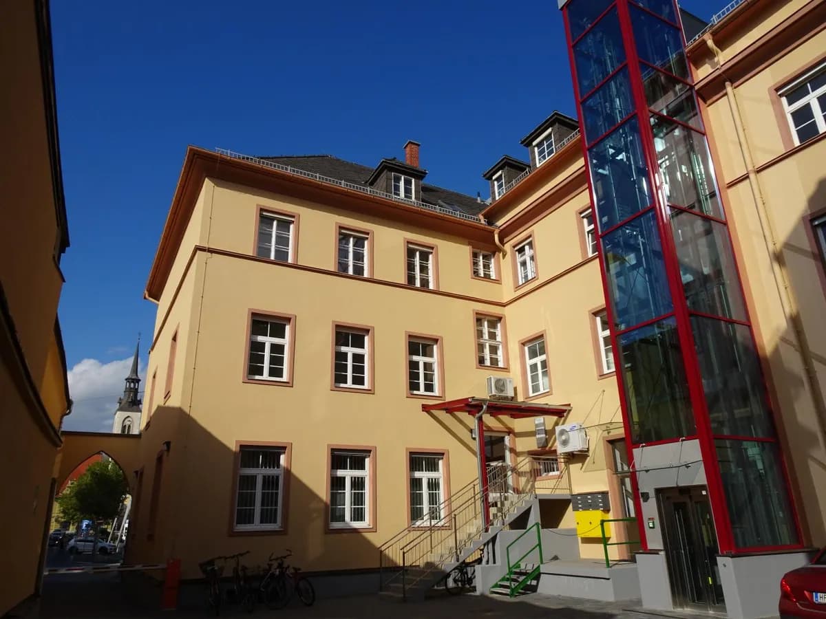 4-Zimmer-Gewerbeimmobilie mieten in Bruck-Mürzzuschlag – 100 m², € 1.272 – Bild 10 von 11