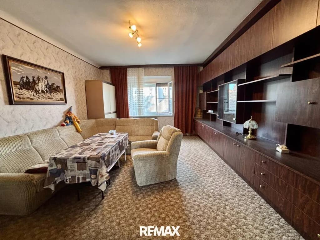 2-Zimmer-Wohnung kaufen in Wien – 64 m², € 159.000 – Bild 1 von 9