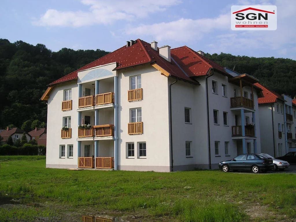 2-Zimmer-Wohnung mieten in Neunkirchen – 55,3 m², € 542