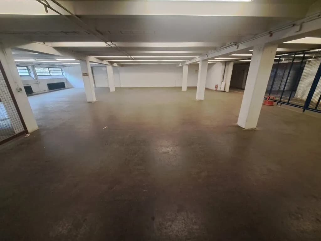Gewerbeimmobilie mieten in Wien – 250 m², € 2.000 – Bild 4 von 4