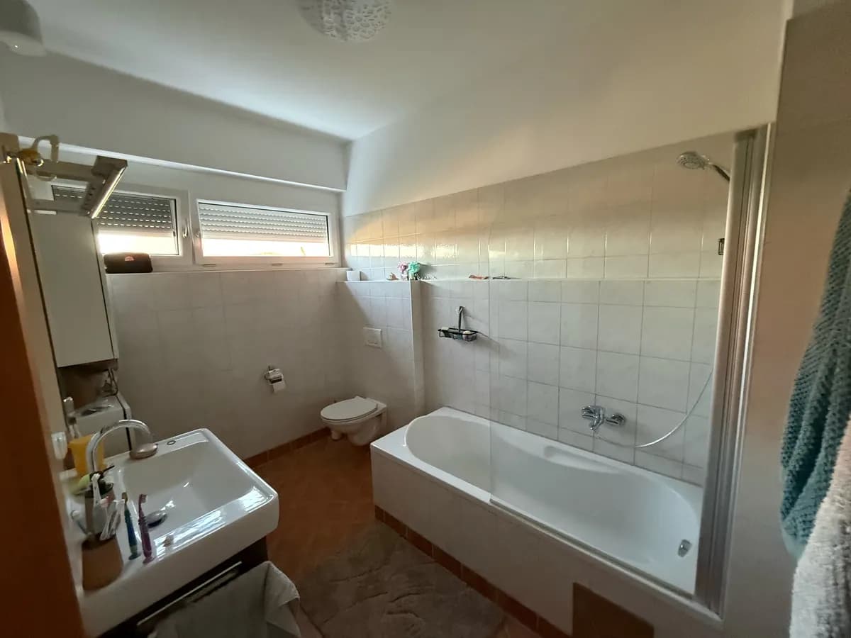 4-Zimmer-Wohnung mieten in Graz – 120 m², € 1.936 – Bild 8 von 16
