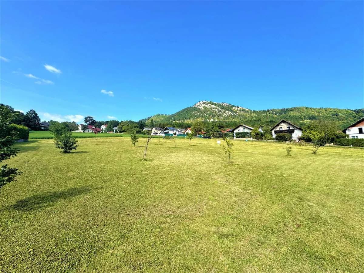 Grundstück kaufen in Neunkirchen – 806 m², € 149.500 – Bild 2 von 5
