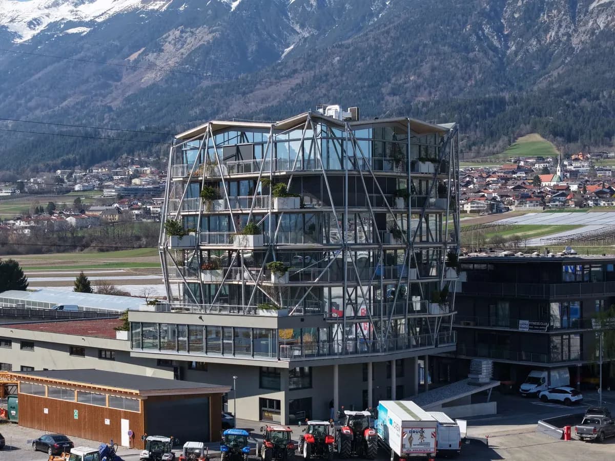 Gewerbeimmobilie mieten in Innsbruck-Land – 82 m², € 1.840 – Bild 2 von 7