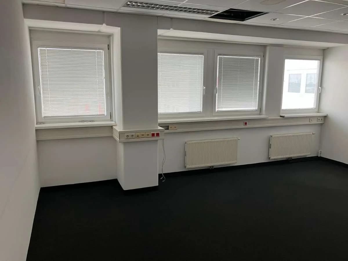 Gewerbeimmobilie mieten in Mödling – 212 m², € 2.643 – Bild 9 von 22