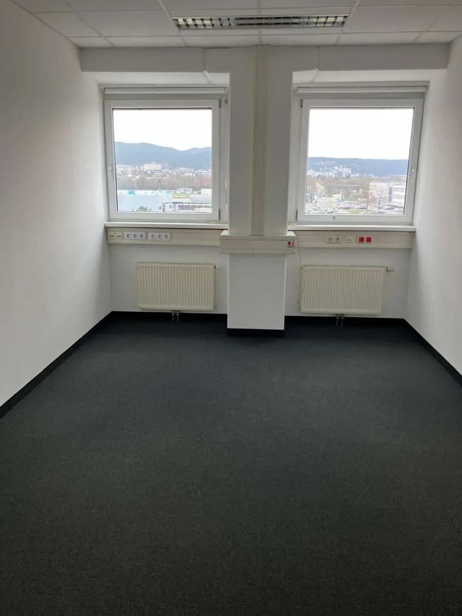 Gewerbeimmobilie mieten in Mödling – 212 m², € 2.643 – Bild 15 von 22