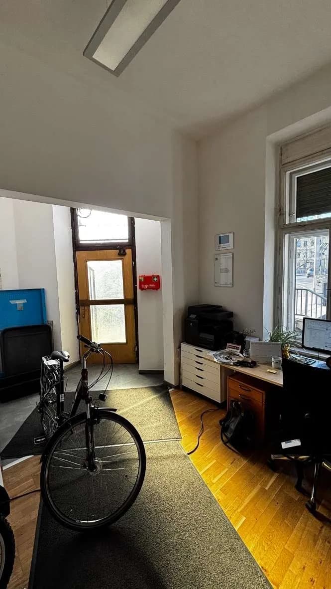 4-Zimmer-Gewerbeimmobilie mieten in Graz – 108 m², € 1.721 – Bild 2 von 6