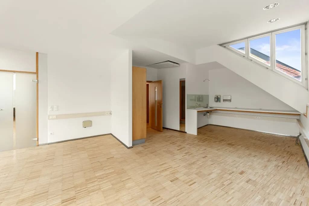 4-Zimmer-Gewerbeimmobilie mieten in Klagenfurt – 233 m², € 2.574 – Bild 12 von 19