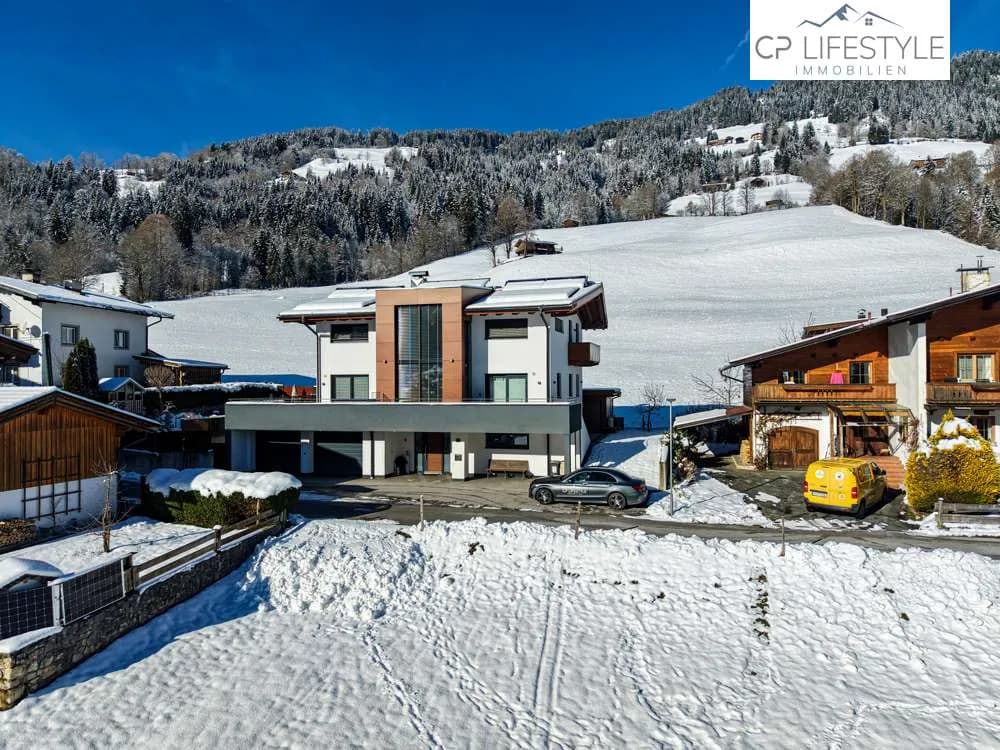 6-Zimmer-Haus kaufen in Kitzbühel – 305,35 m², € 1.890.000 – Bild 2 von 17