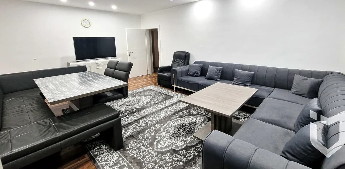 4-Zimmer-Wohnung kaufen in Steyr – 114 m², € 240.000 – Bild 2 von 11