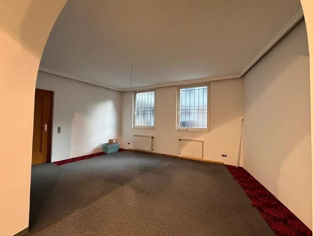 Gewerbeimmobilie mieten in Lienz – € 1.500 – Bild 3 von 11