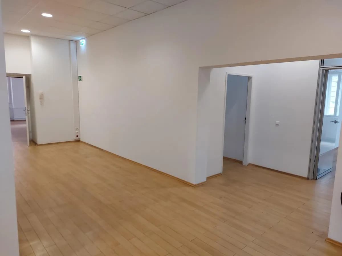 8-Zimmer-Gewerbeimmobilie mieten in Wien – 319 m², € 6.482 – Bild 5 von 18