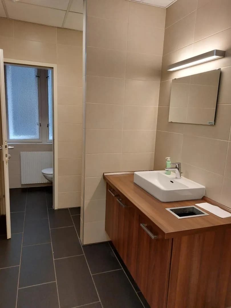 8-Zimmer-Gewerbeimmobilie mieten in Wien – 319 m², € 6.482 – Bild 6 von 18