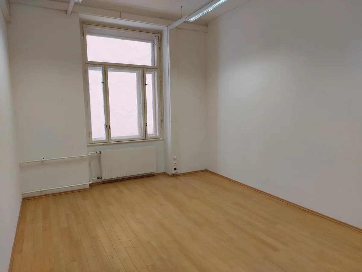 8-Zimmer-Gewerbeimmobilie mieten in Wien – 319 m², € 6.482 – Bild 10 von 18