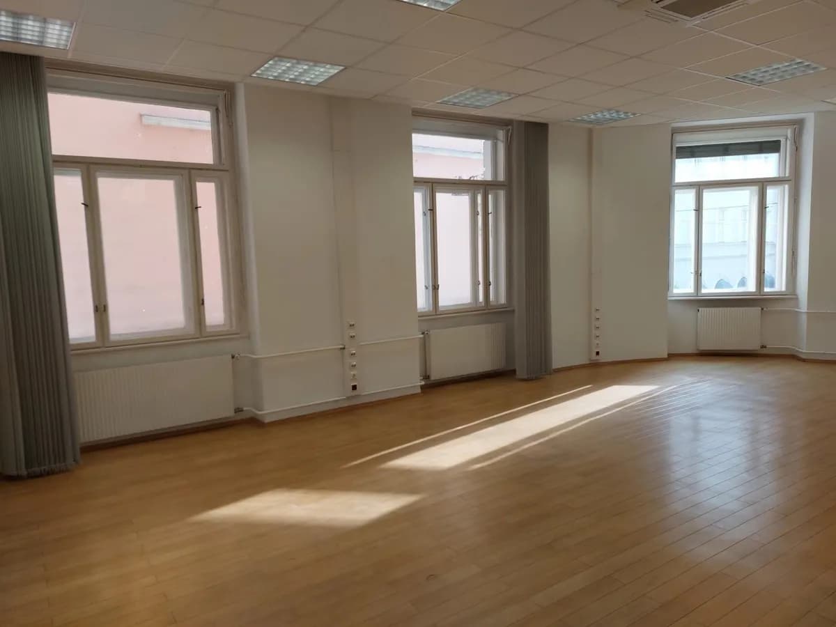 8-Zimmer-Gewerbeimmobilie mieten in Wien – 319 m², € 6.482 – Bild 13 von 18