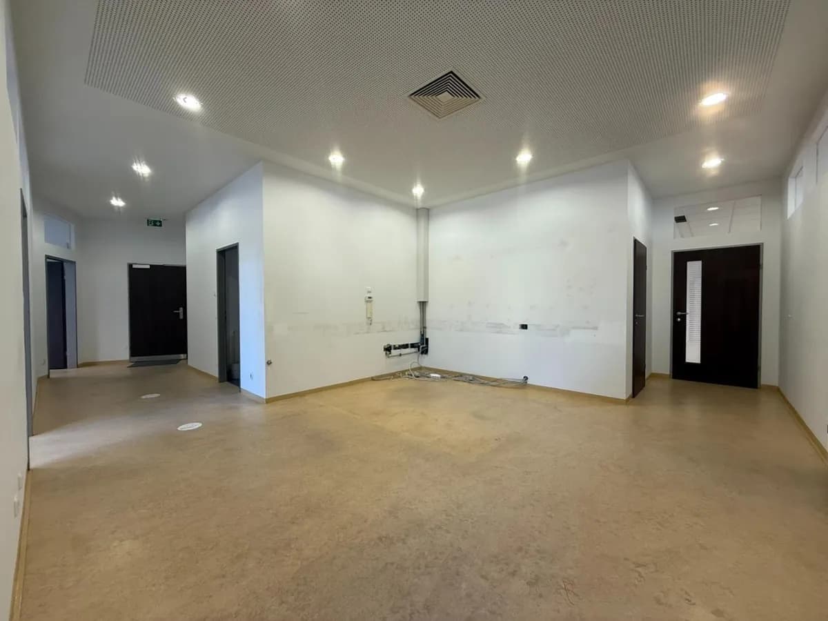 Immobilie mieten in Perg – 232 m², € 1.820 – Bild 2 von 8