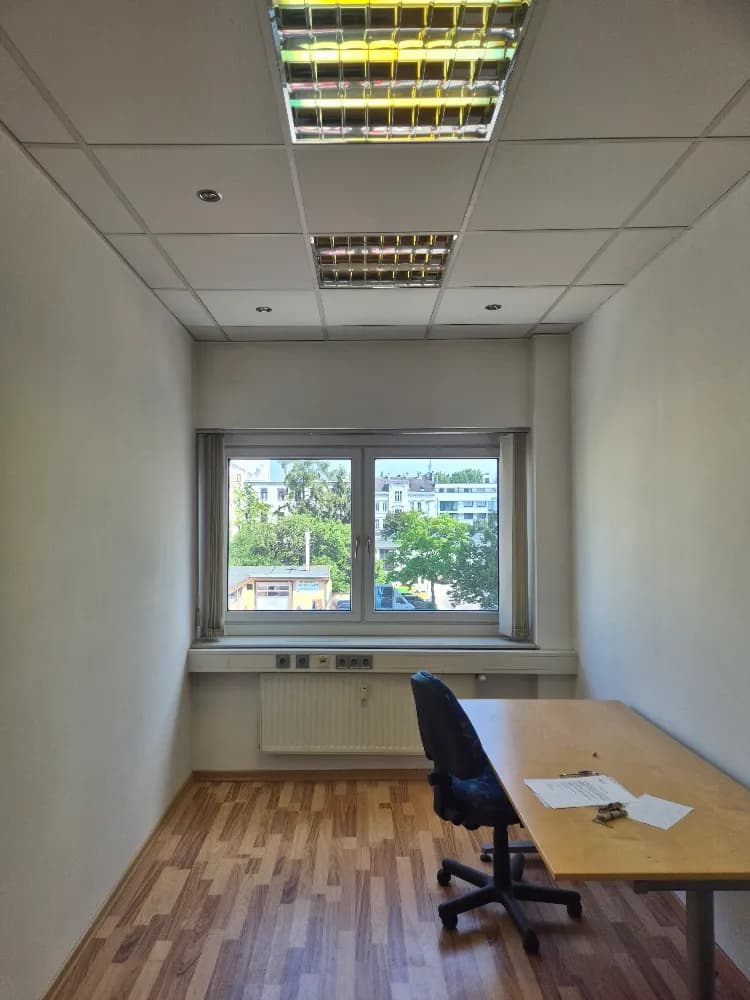 Gewerbeimmobilie mieten in Wien – 13 m², € 193