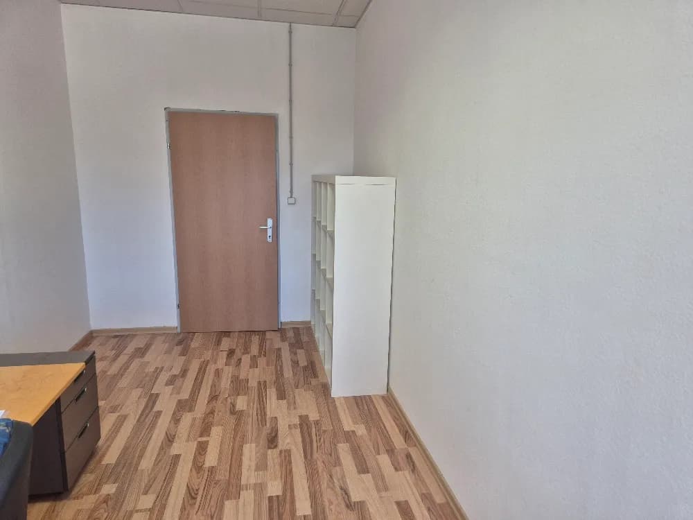 Gewerbeimmobilie mieten in Wien – 13 m², € 193 – Bild 3 von 4