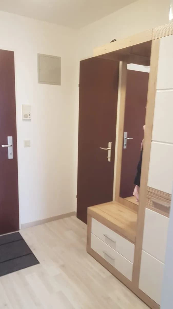 1-Zimmer-Wohnung mieten in Linz – 32 m², € 550 – Bild 7 von 14