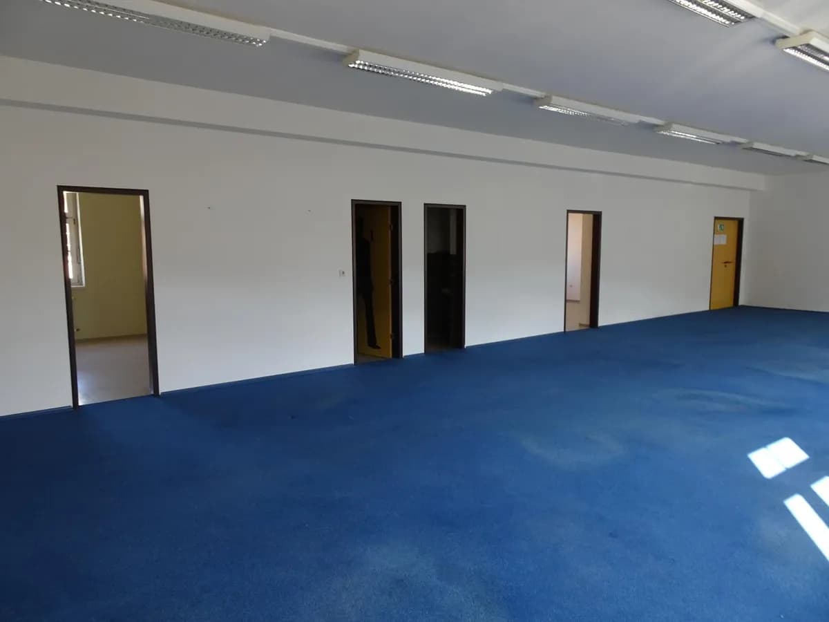 2-Zimmer-Gewerbeimmobilie mieten in Bruck-Mürzzuschlag – 150 m², € 1.904 – Bild 2 von 8