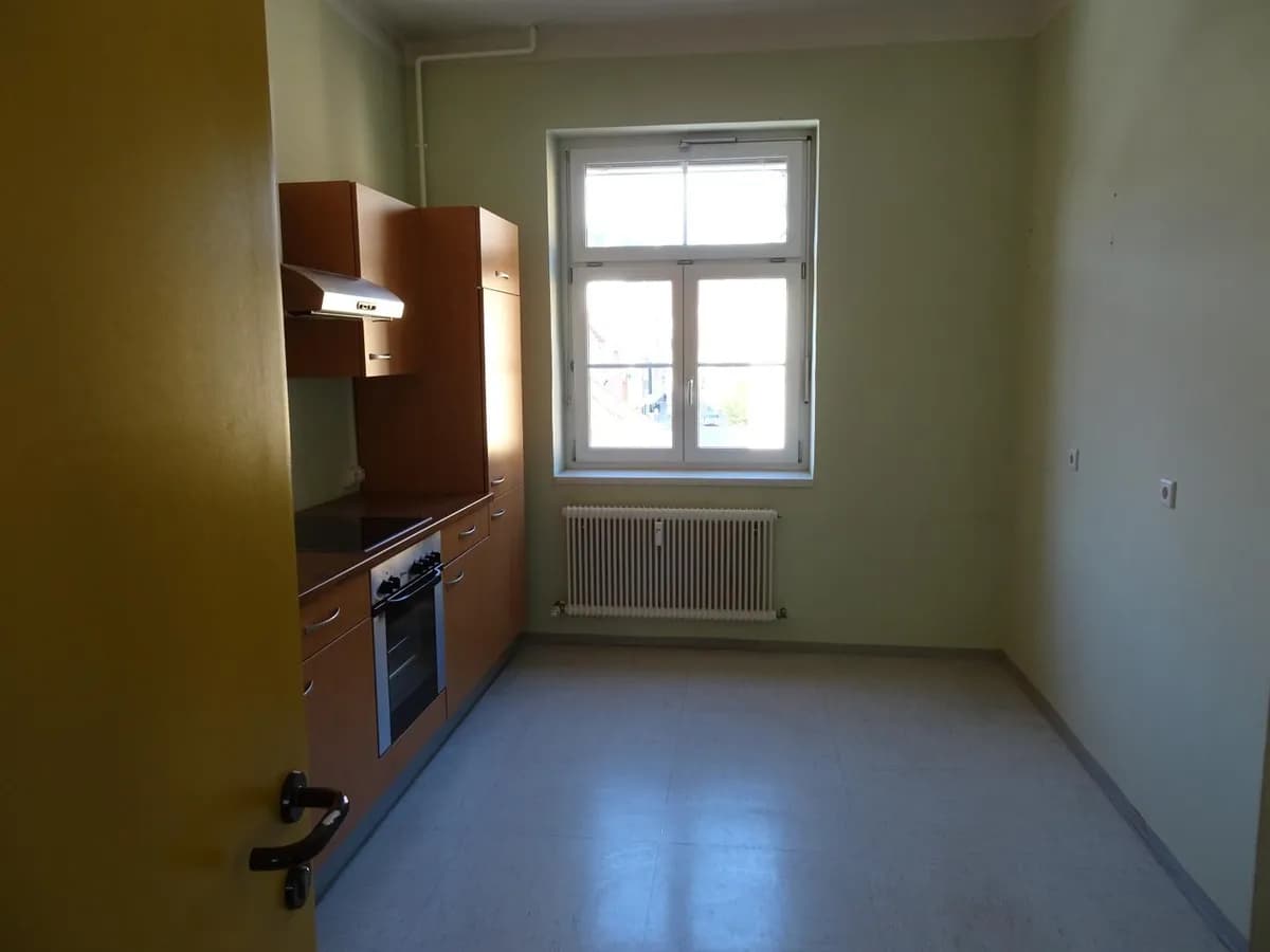 2-Zimmer-Gewerbeimmobilie mieten in Bruck-Mürzzuschlag – 150 m², € 1.904 – Bild 4 von 8