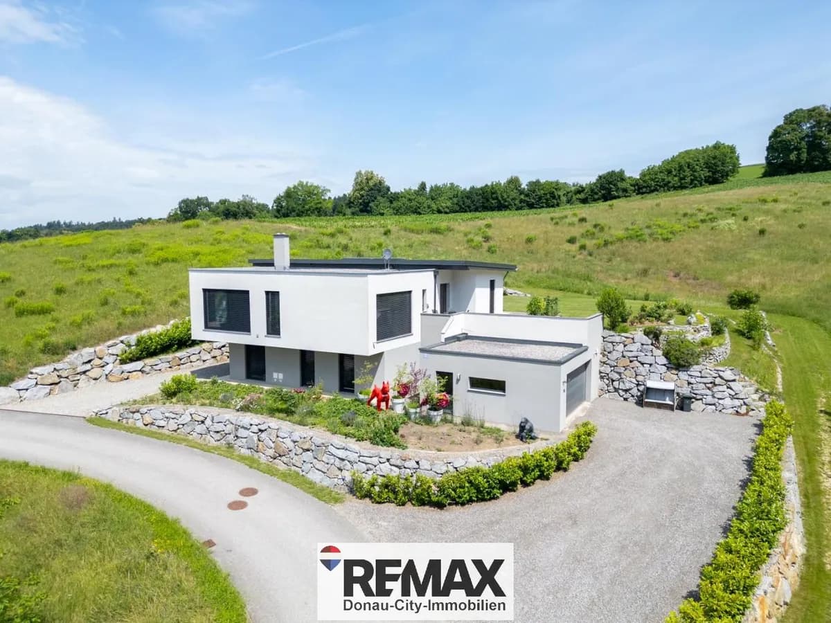 5-Zimmer-Haus kaufen in Perg – 290 m², € 1.240.000