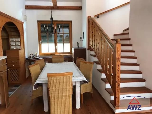 8-Zimmer-Haus kaufen in Neunkirchen – 230 m² – Bild 2 von 8