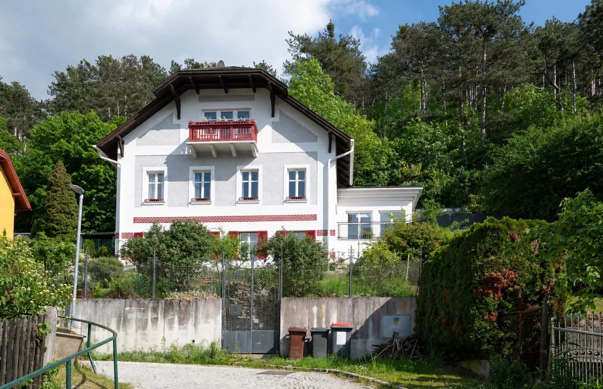 6-Zimmer-Haus kaufen in Baden – 221 m², € 490.000