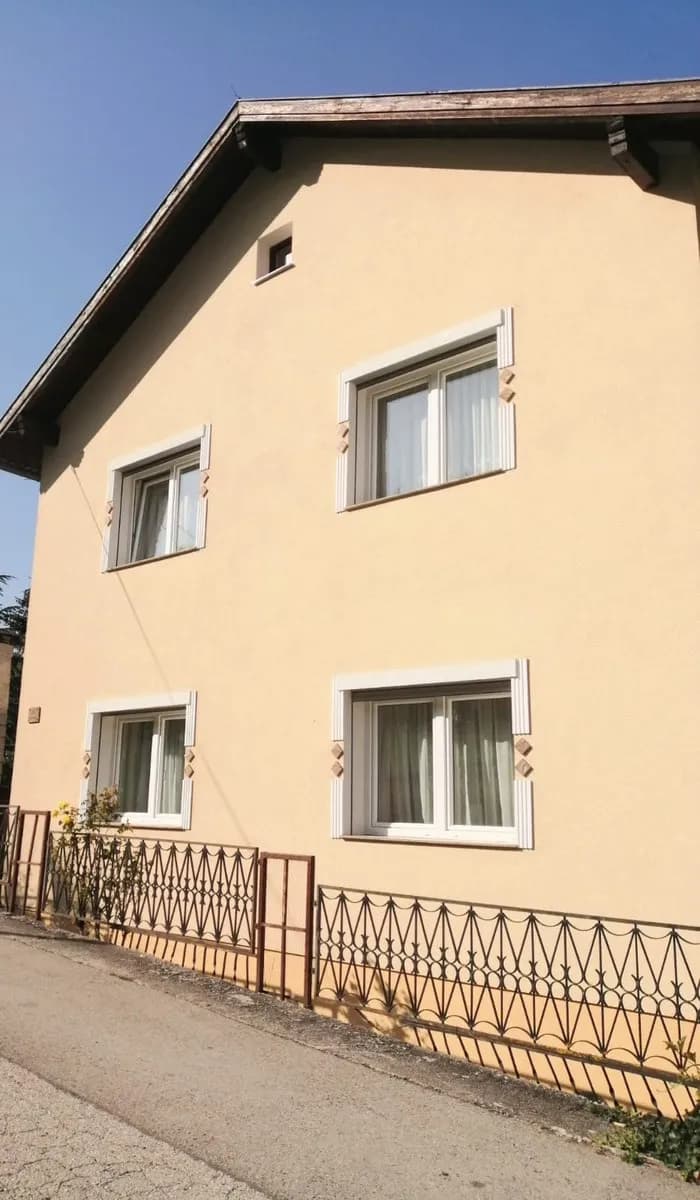 6-Zimmer-Haus kaufen in Baden – 221 m², € 490.000 – Bild 2 von 15