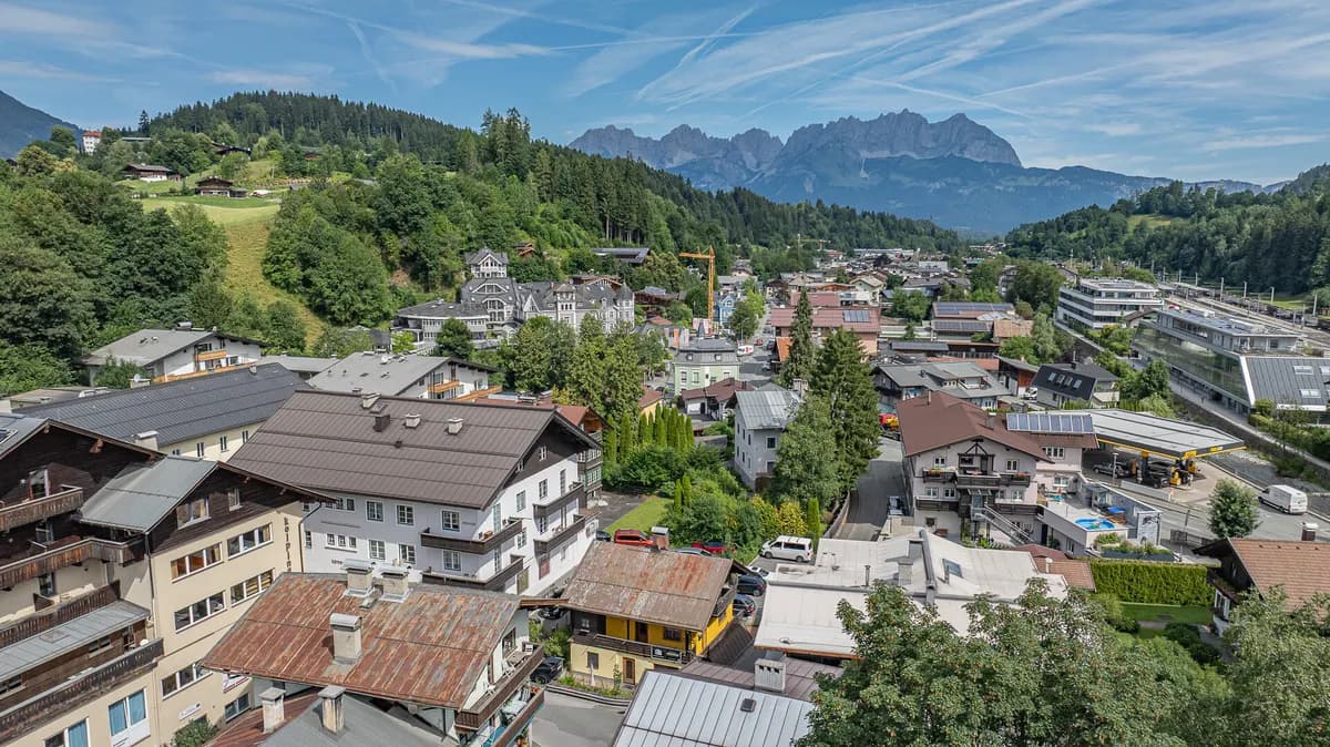 6-Zimmer-Immobilie kaufen in Kitzbühel – 201 m², € 1.880.000 – Bild 4 von 11