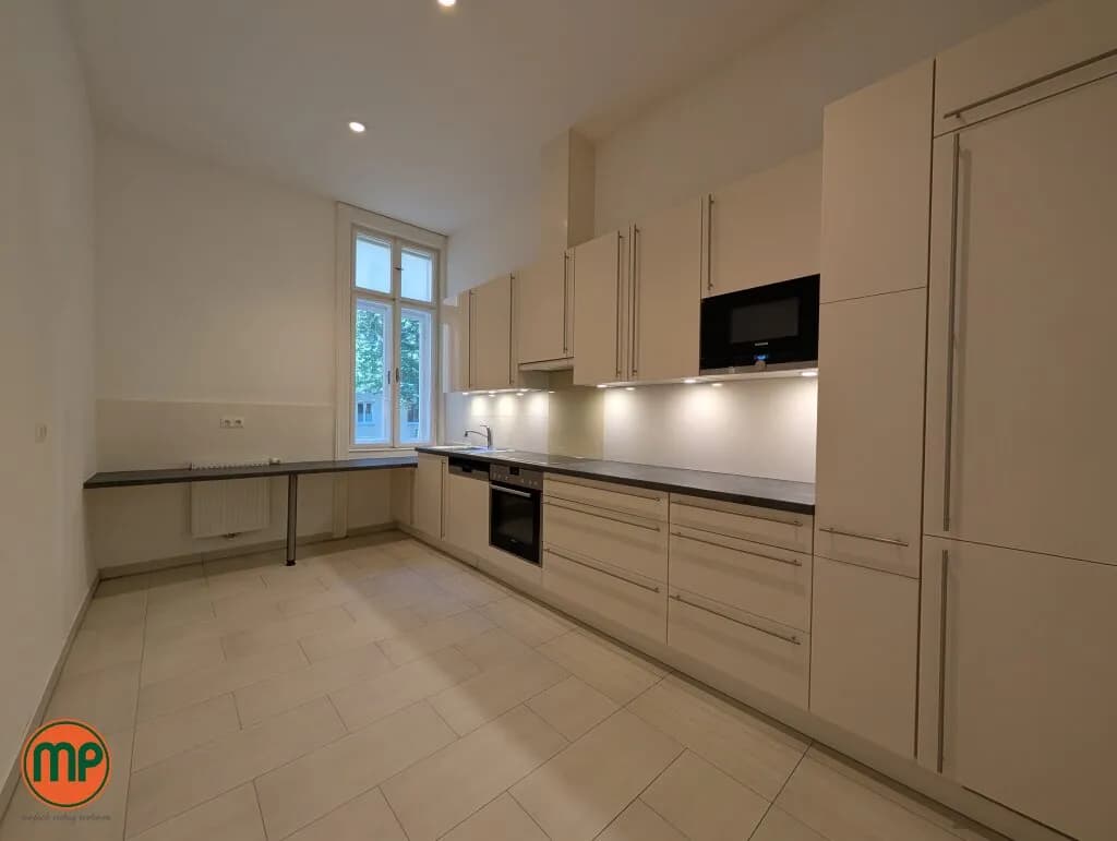 6-Zimmer-Wohnung mieten in Wien – 208 m², € 3.999 – Bild 7 von 18