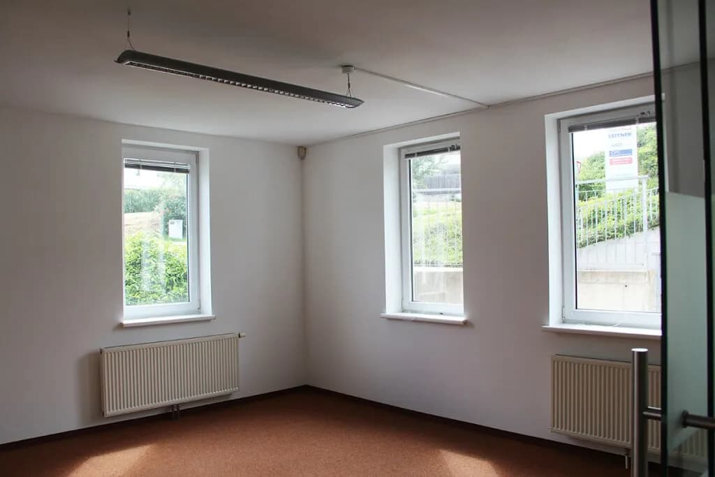 3-Zimmer-Gewerbeimmobilie mieten in Mödling – 161 m², € 9 – Bild 4 von 11