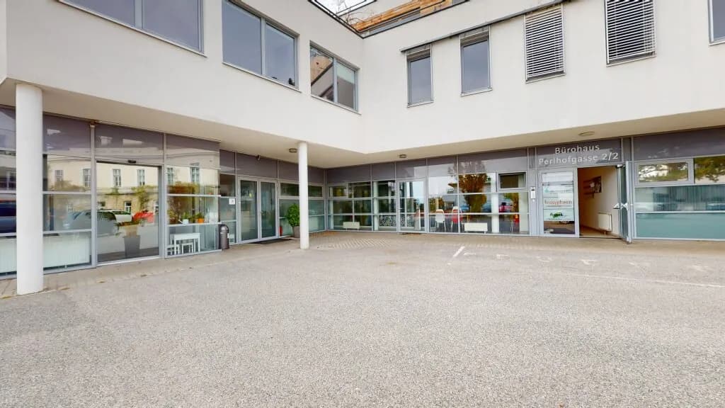 3-Zimmer-Gewerbeimmobilie mieten in Mödling – 161 m², € 9 – Bild 7 von 11