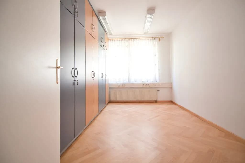 6-Zimmer-Gewerbeimmobilie mieten in Wien – 153 m², € 2.600 – Bild 7 von 14