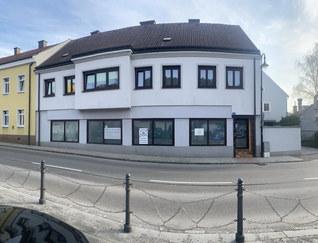 Immobilie kaufen in Neunkirchen – 425 m², € 495.000 – Bild 2 von 44