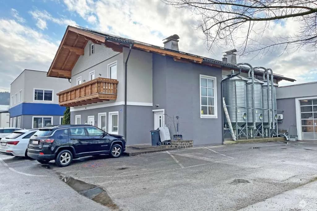 Gewerbeimmobilie mieten in Salzburg-Umgebung – 973 m², € 7.131 – Bild 2 von 12