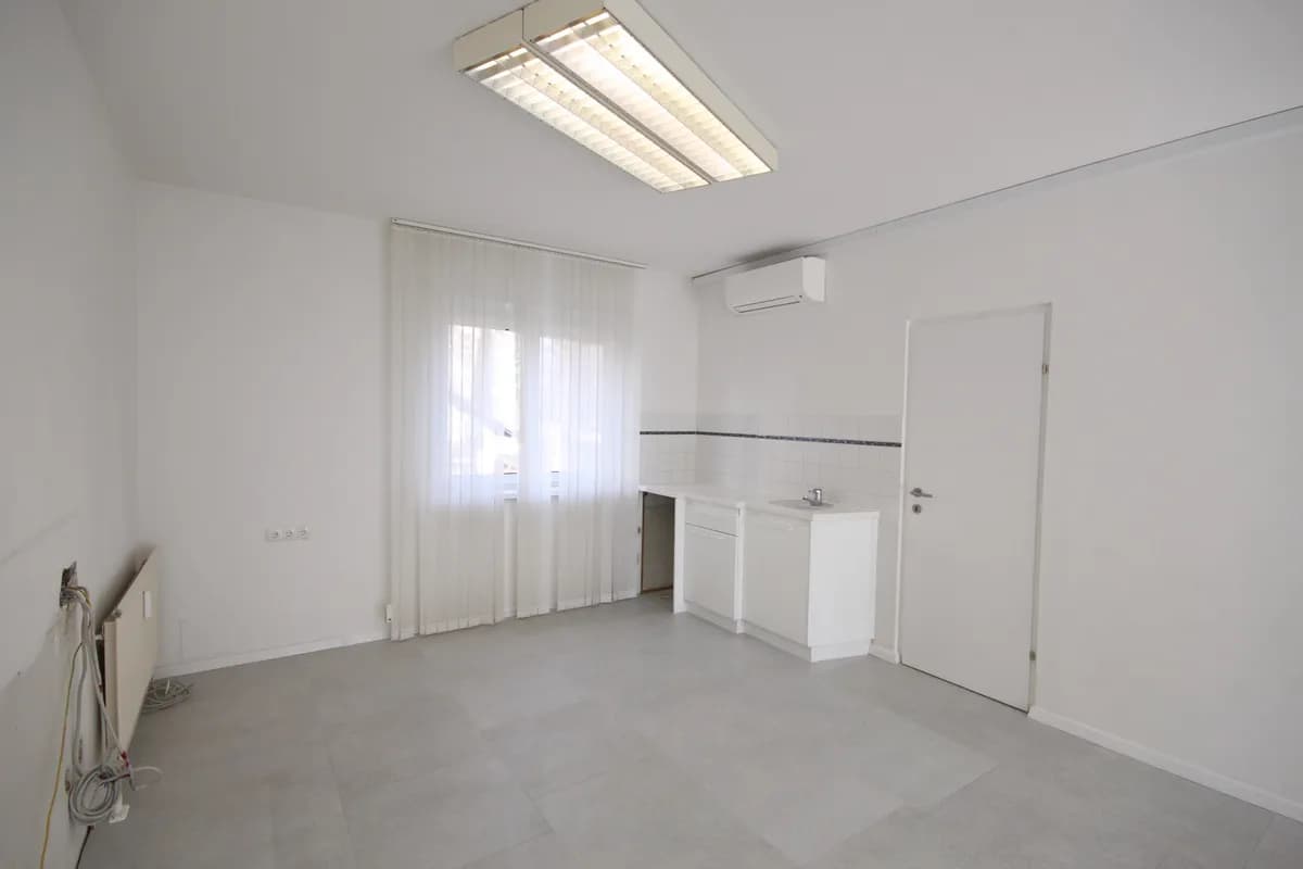 3-Zimmer-Gewerbeimmobilie mieten in Graz – 91 m², € 1.200 – Bild 14 von 19