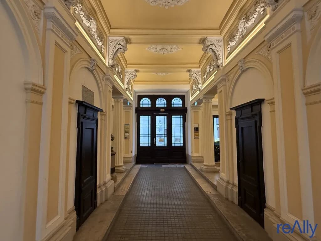 4-Zimmer-Gewerbeimmobilie mieten in Wien – 191 m², € 4.558 – Bild 12 von 14