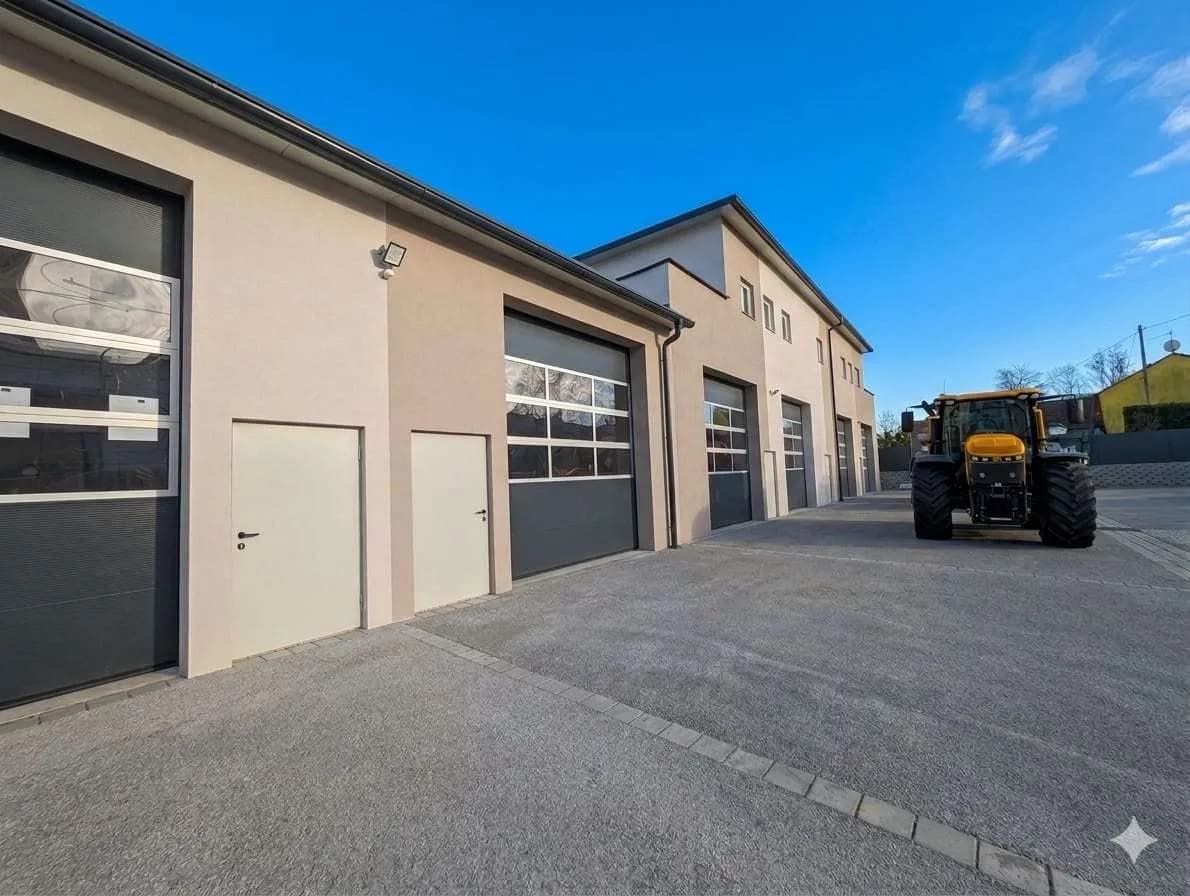 Gewerbeimmobilie mieten in Weiz – 75 m², € 9