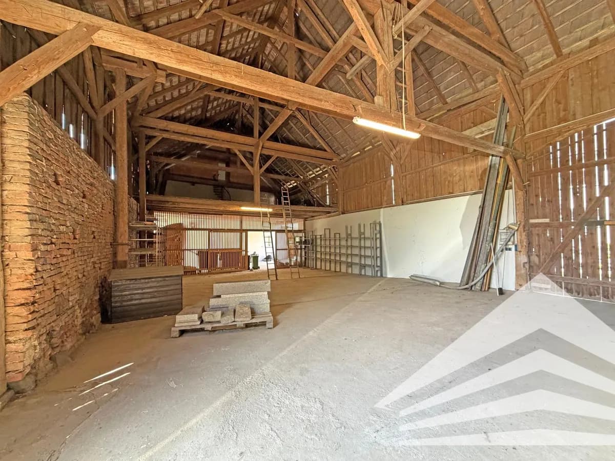 Gewerbeimmobilie mieten in Linz Land – 252 m², € 556 – Bild 1 von 5