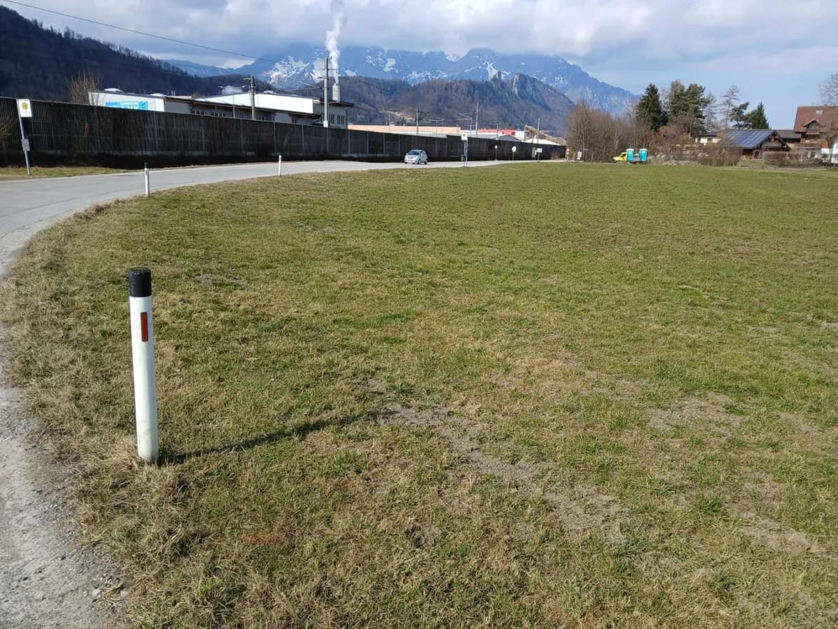 Grundstück kaufen in Hallein – 2 328 m², € 46.560