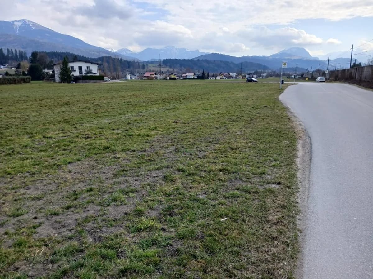 Grundstück kaufen in Hallein – 2 328 m², € 46.560 – Bild 2 von 2
