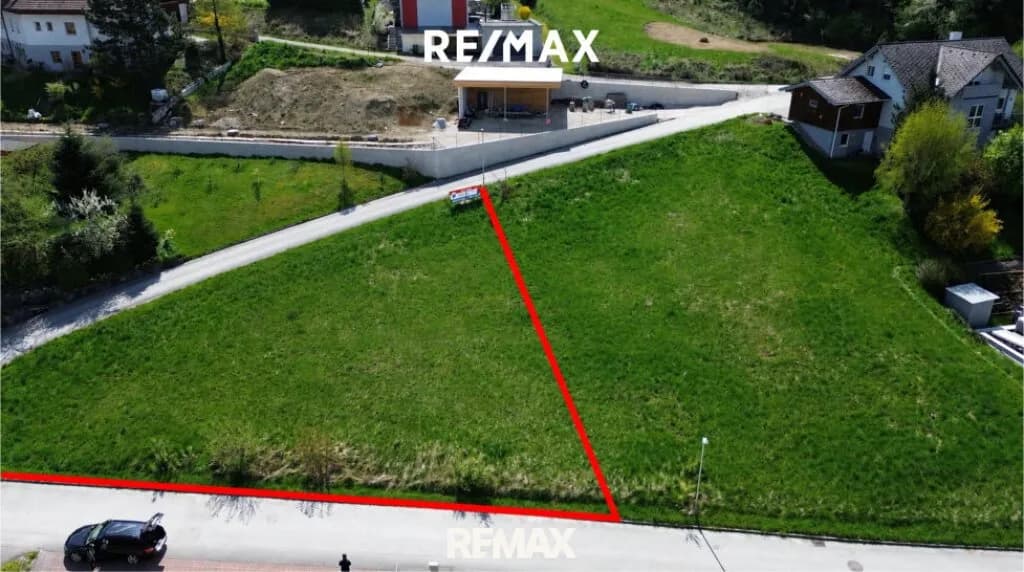 Grundstück kaufen in Vöcklabruck – 754 m², € 350.000