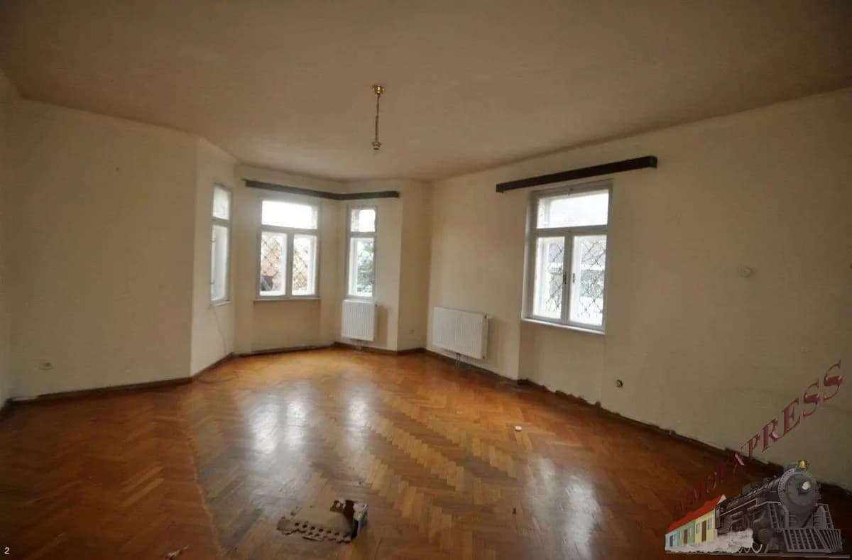 8-Zimmer-Immobilie kaufen in Sankt Pölten – 210 m², € 535.000