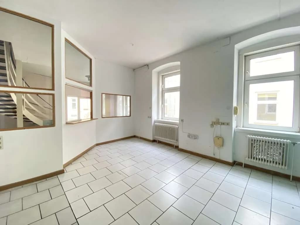 7-Zimmer-Gewerbeimmobilie mieten in Wien – 240 m², € 3.289 – Bild 4 von 11