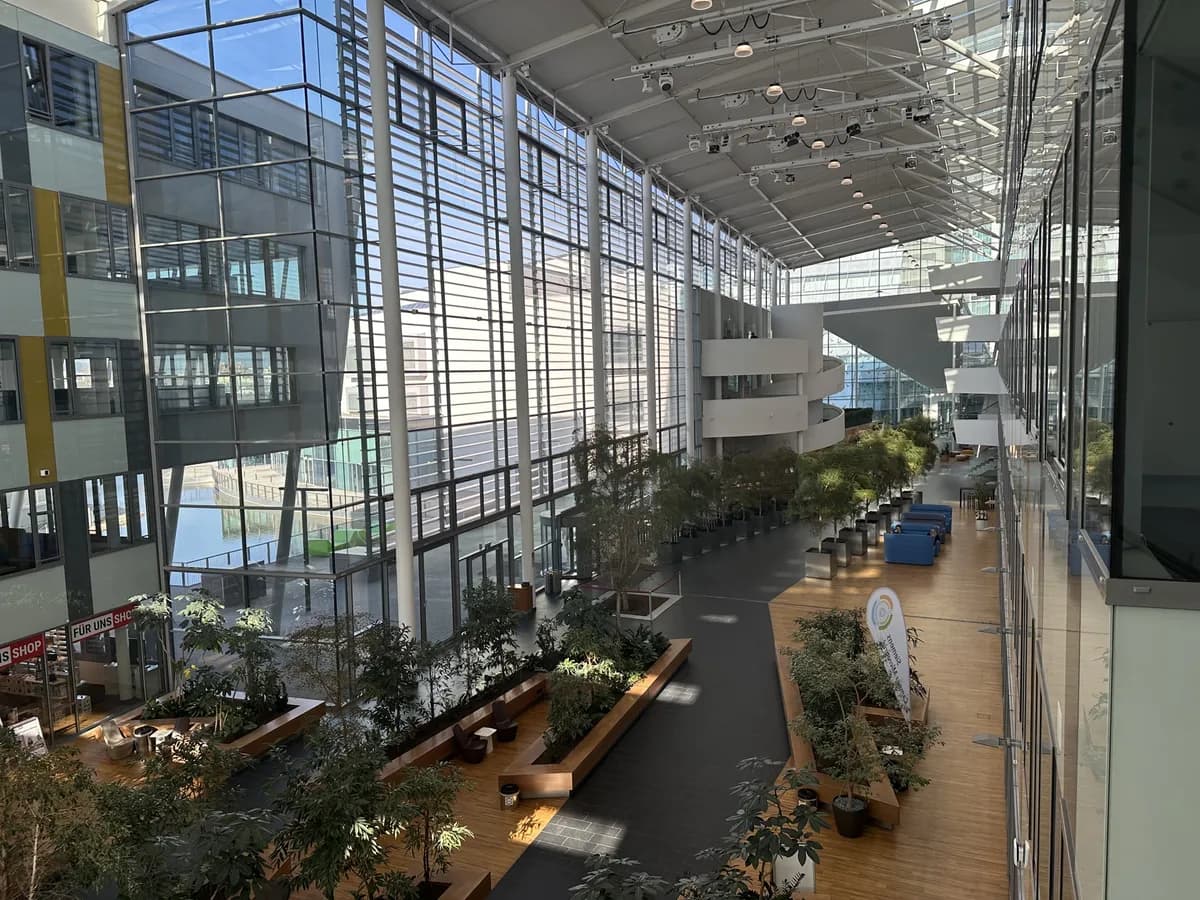 Gewerbeimmobilie mieten in Wien – 360 m², € 17 – Bild 2 von 12
