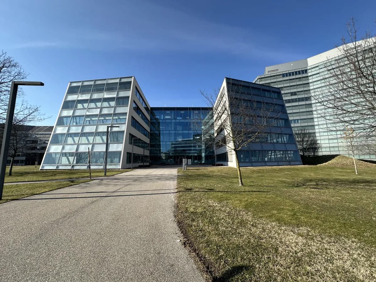 Gewerbeimmobilie mieten in Wien – 360 m², € 17 – Bild 9 von 12
